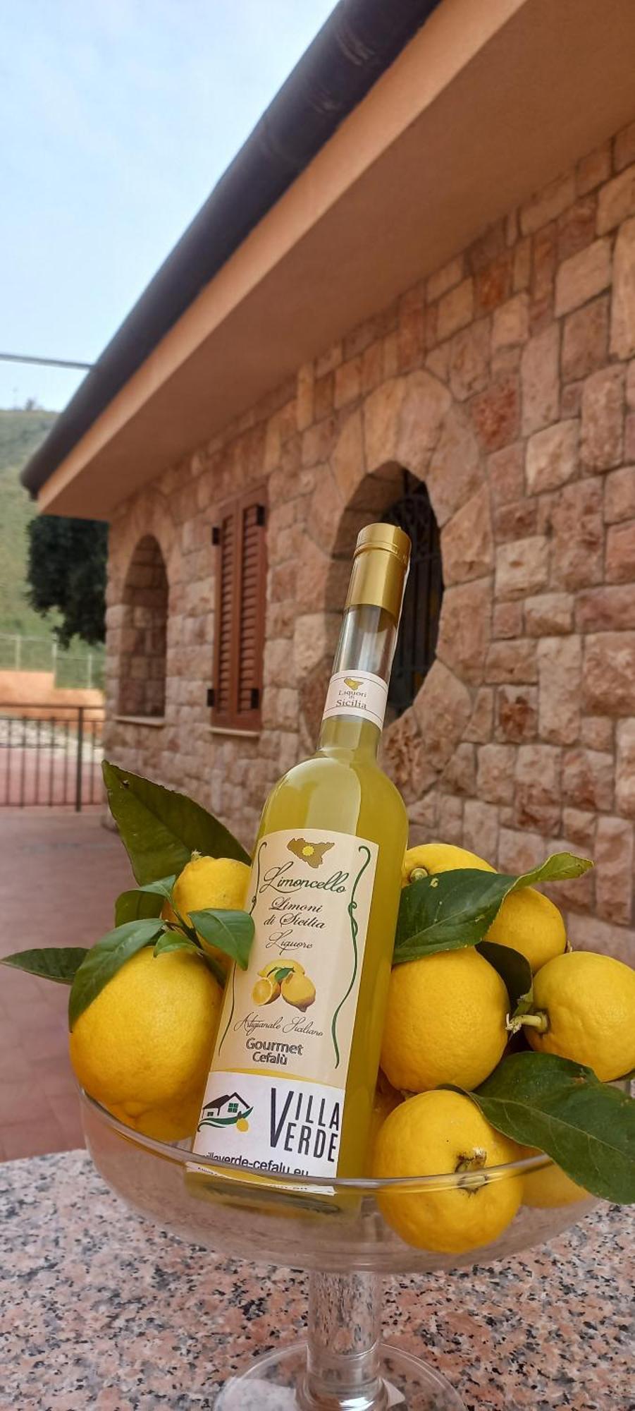 Villa Verde 切法卢 外观 照片